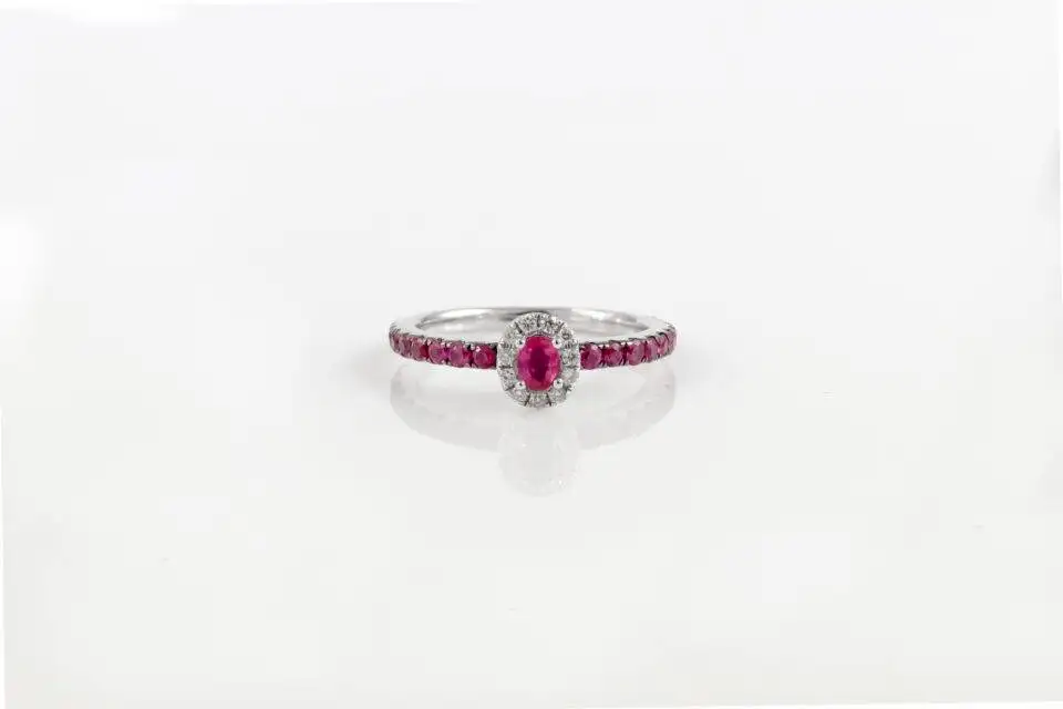 Anel Rubi com Diamantes em Ouro 18k