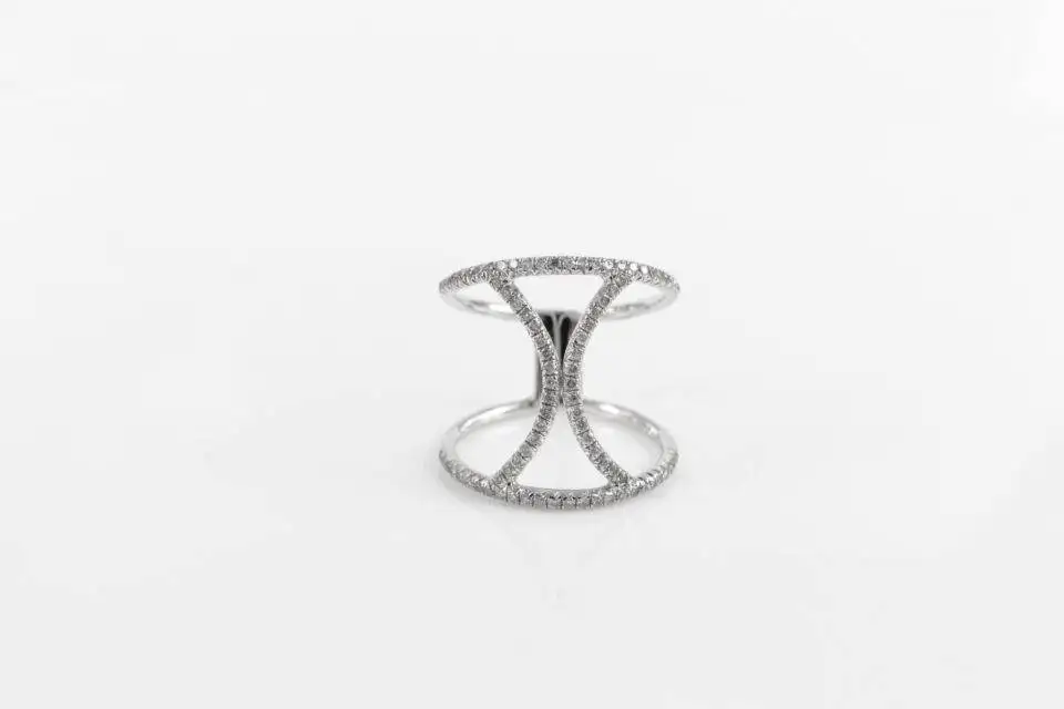 Anel Letra X com Diamantes em Ouro Branco 18k