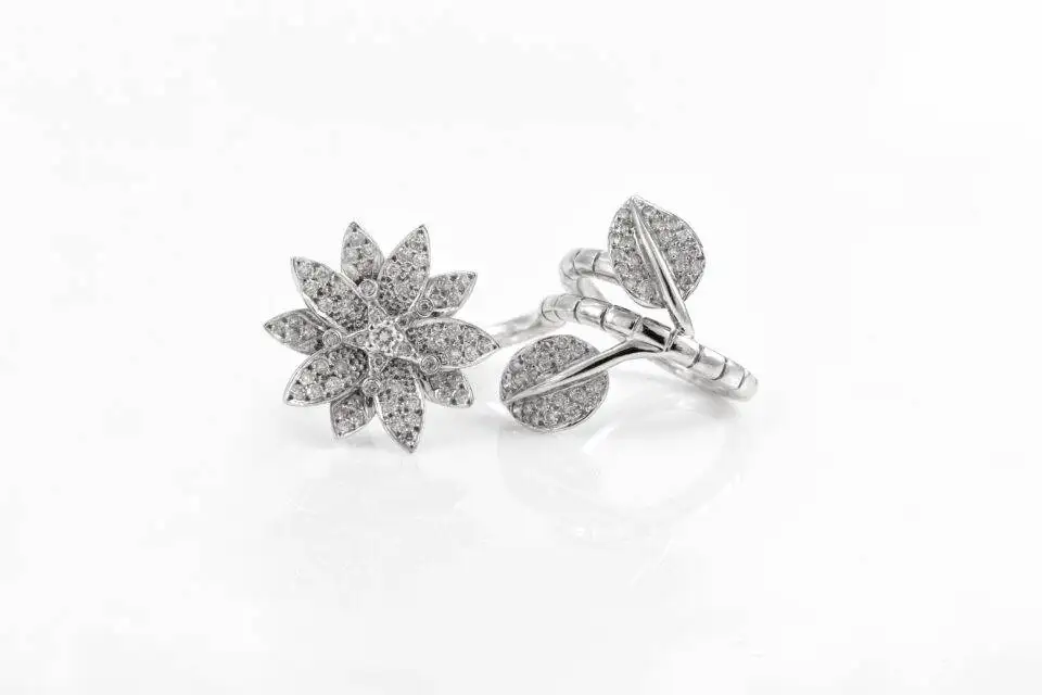 Anel de Diamantes Dois Dedos em Ouro Branco 18k